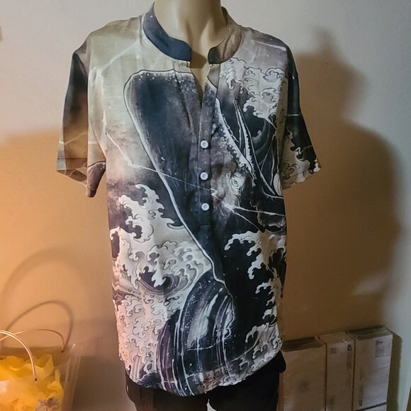 KANAGAWA WAVE 1831 WHALE JUMPING JAPAN MEN'S SIZE LARGE NWT - Picture 1 of 5